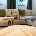 Tropengeflüster Penthouse In Hof, Whirlpool, Balkon, Webergrill, Digital Checkin, Parkplatz, Wlan330mbit Apartment Hof (Bavaria)