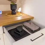 Tropengeflüster Penthouse In Hof, Whirlpool, Balkon, Webergrill, Digital Checkin, Parkplatz, Wlan330mbit * Hof (Bavaria)