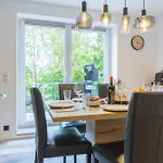 Tropengeflüster Penthouse In Hof, Whirlpool, Balkon, Webergrill, Digital Checkin, Parkplatz, Wlan330mbit