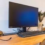 Tropengeflüster Penthouse In Hof, Whirlpool, Balkon, Webergrill, Digital Checkin, Parkplatz, Wlan330mbit *